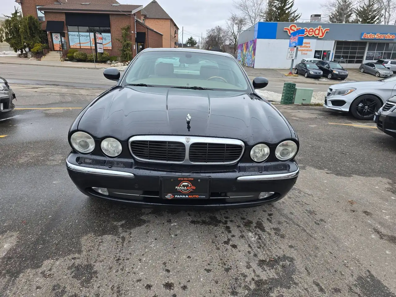 Jaguar XJ снимка Jaguar XJ