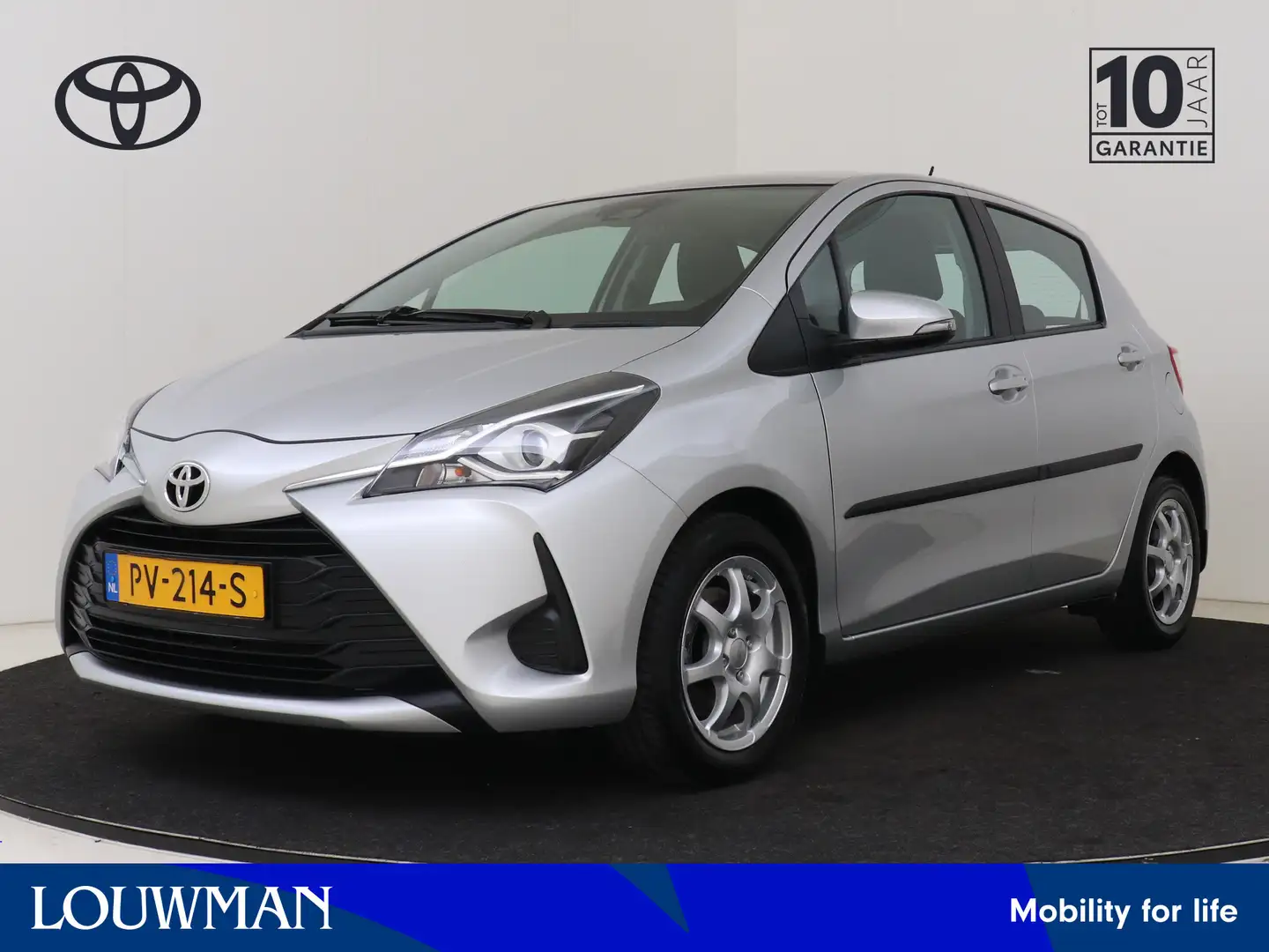 Toyota Yaris 1.5 VVT-i Aspiration *automaat | Navigatie | LM ve Gris - 1