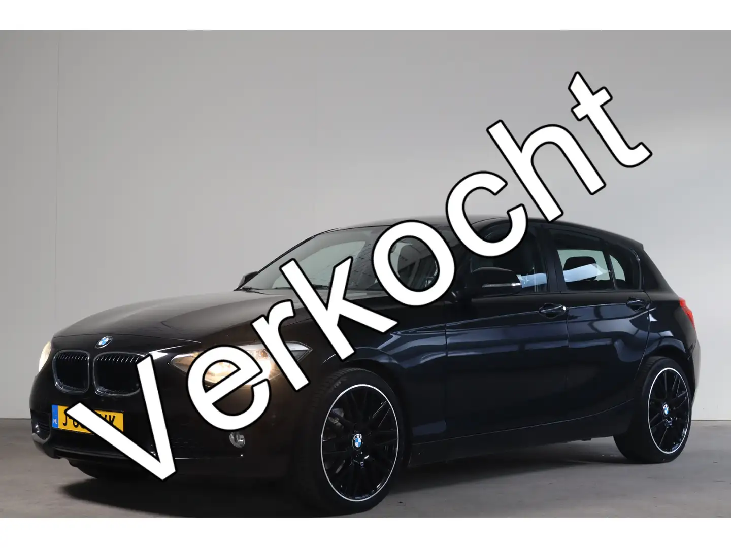 BMW 114 1-serie 114i Business+ Stoelverw I Parkeersensor A Noir - 1