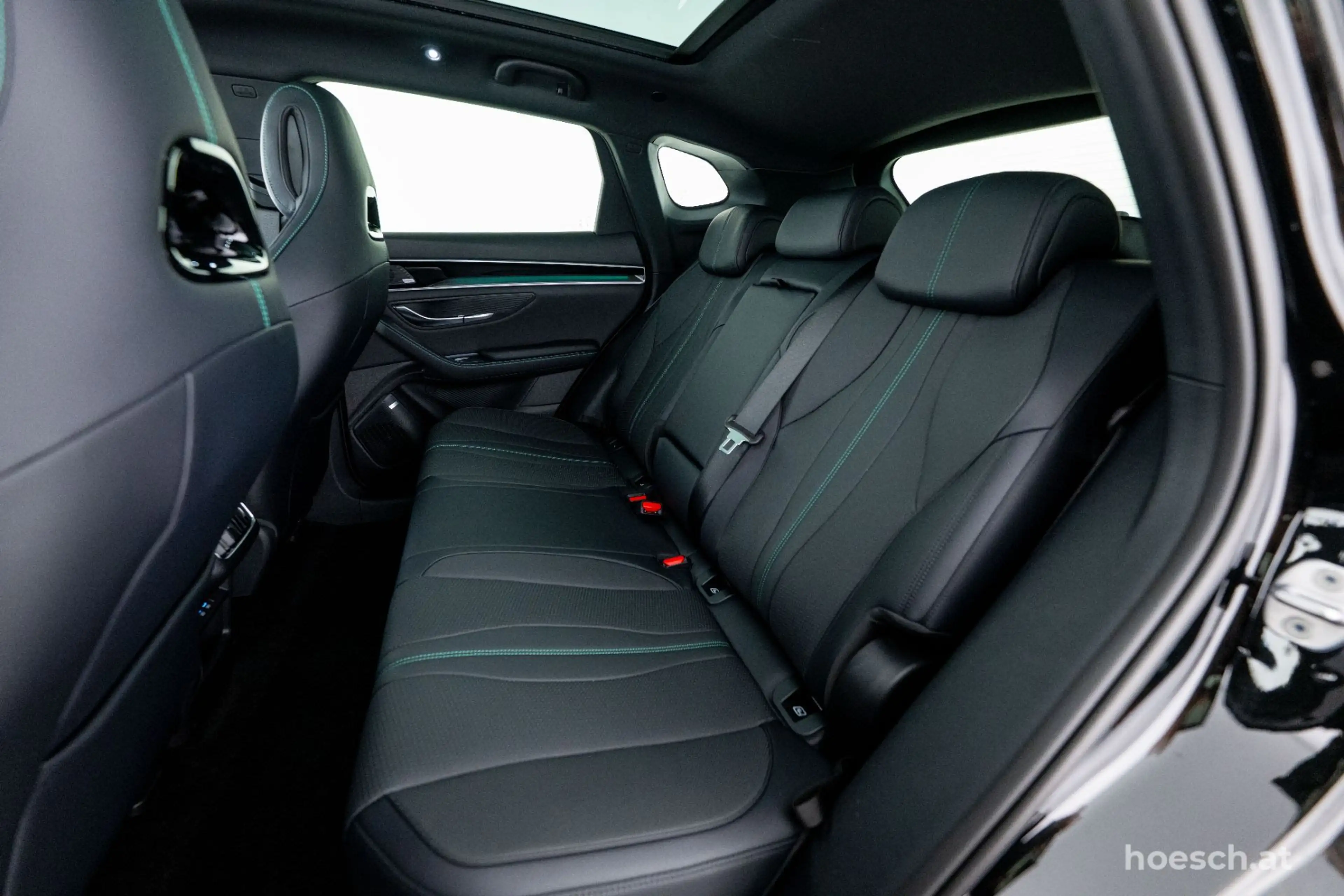 BYD Seal U DM-i BOOST HEAD-UP PANO LEDER !LAGERND! — photo 7