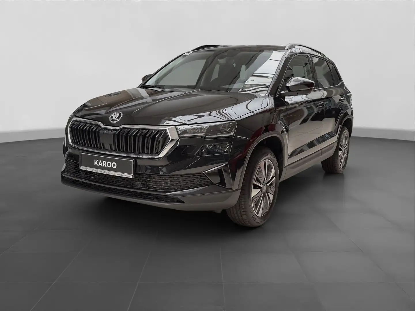 Skoda Karoq 1.5 TSI DSG Tour AHK NAVI LED Schwarz - 2