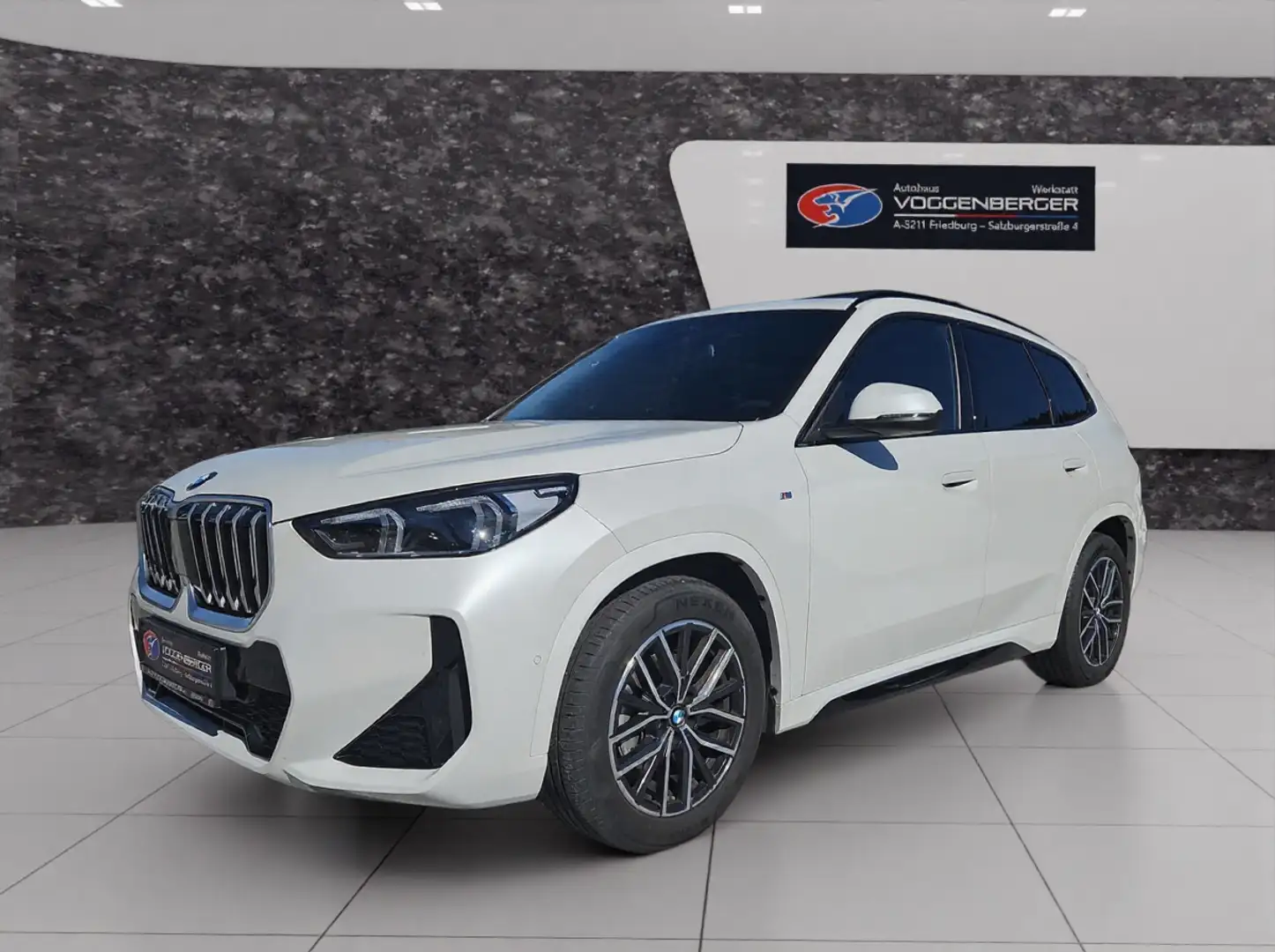 BMW X1 20 d sDrive M Sport AHK Sh Led RK Weiß - 1