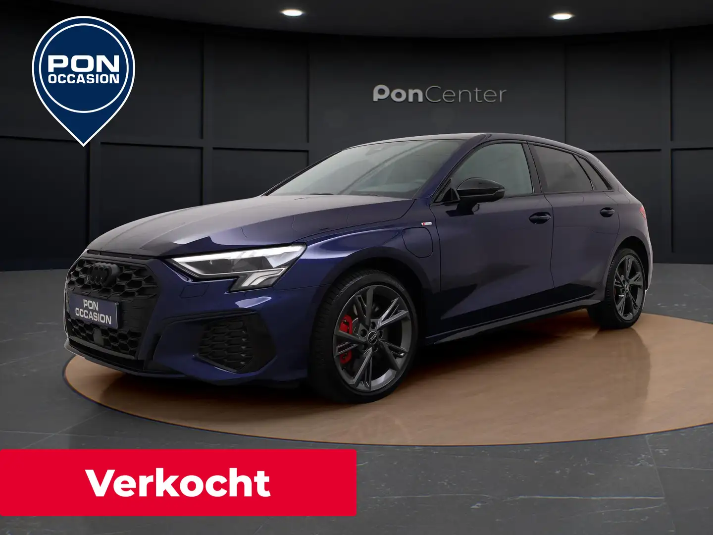 Audi A3 Sportback 45 TFSI e S edition Competition | S-Line Blauw - 1
