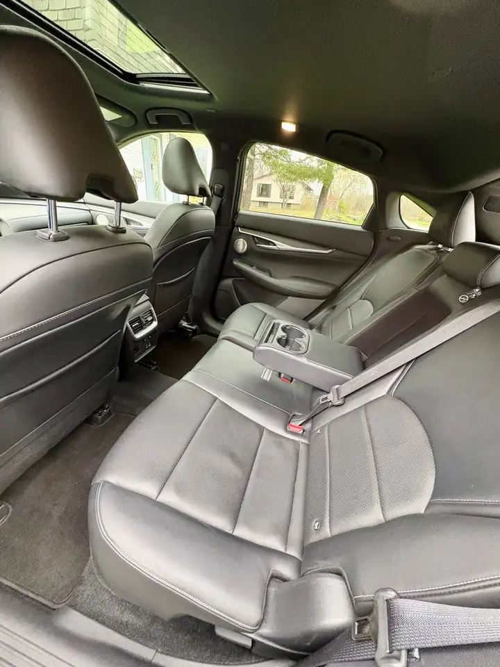 Infiniti QX55 снимка Infiniti QX55