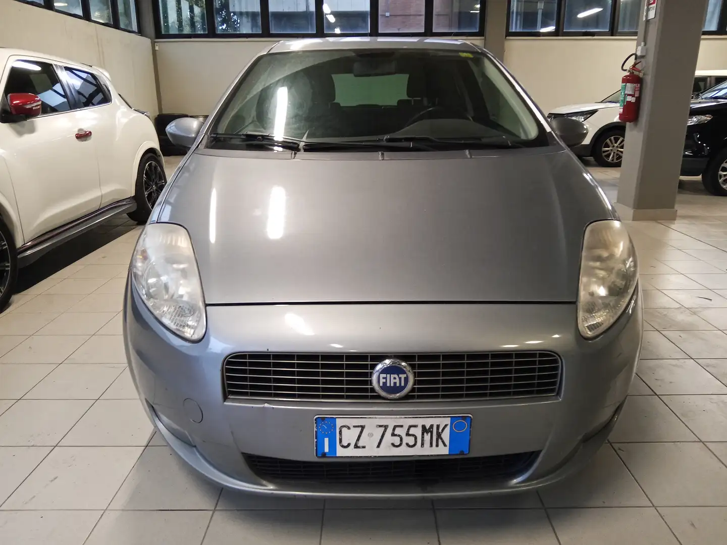 Fiat Grande Punto Grande Punto III 2005 3p 1.4 sjt 16v Emotion 95cv Grigio - 2