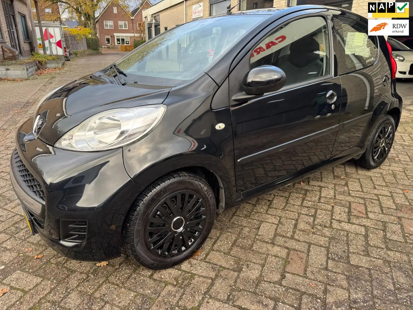 Peugeot 107 1.0-12V XS AIRCO ORG 74642 KM NAP O.H BOEKJES VOLL Schwarz - 1
