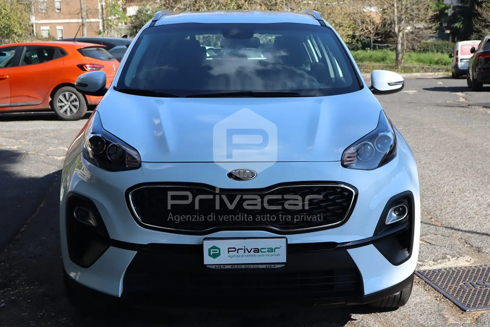 Kia Sportage Sportage 1.6 ECOGPL 2WD Urban Blanc - 2