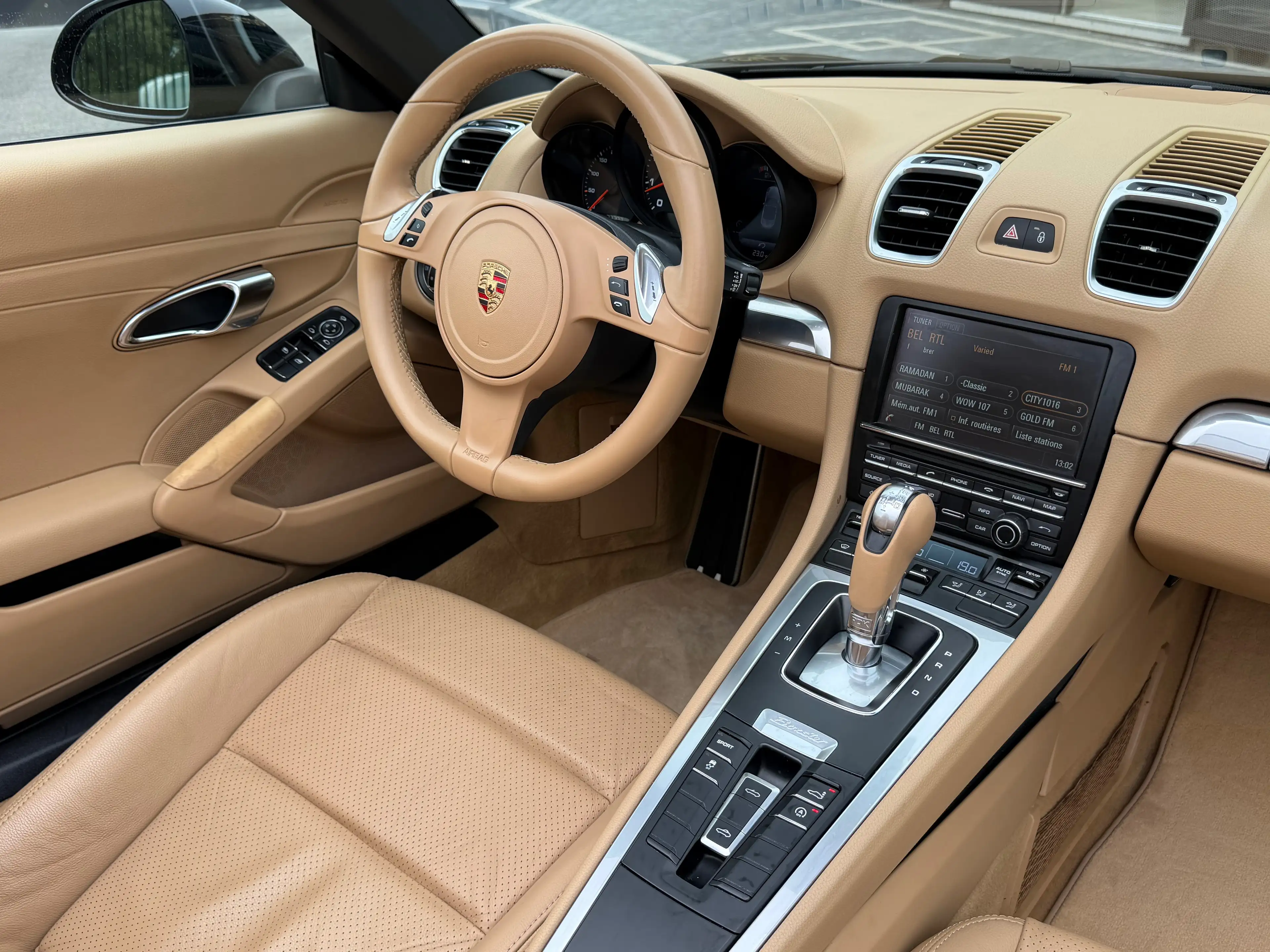 Porsche Boxster 2.7i PDK 265 CV FLAT 6 | PCM | CUIR LUXOR BEIGE | CLIM | XENON | JA 20 | CAMERA AR | — photo 13