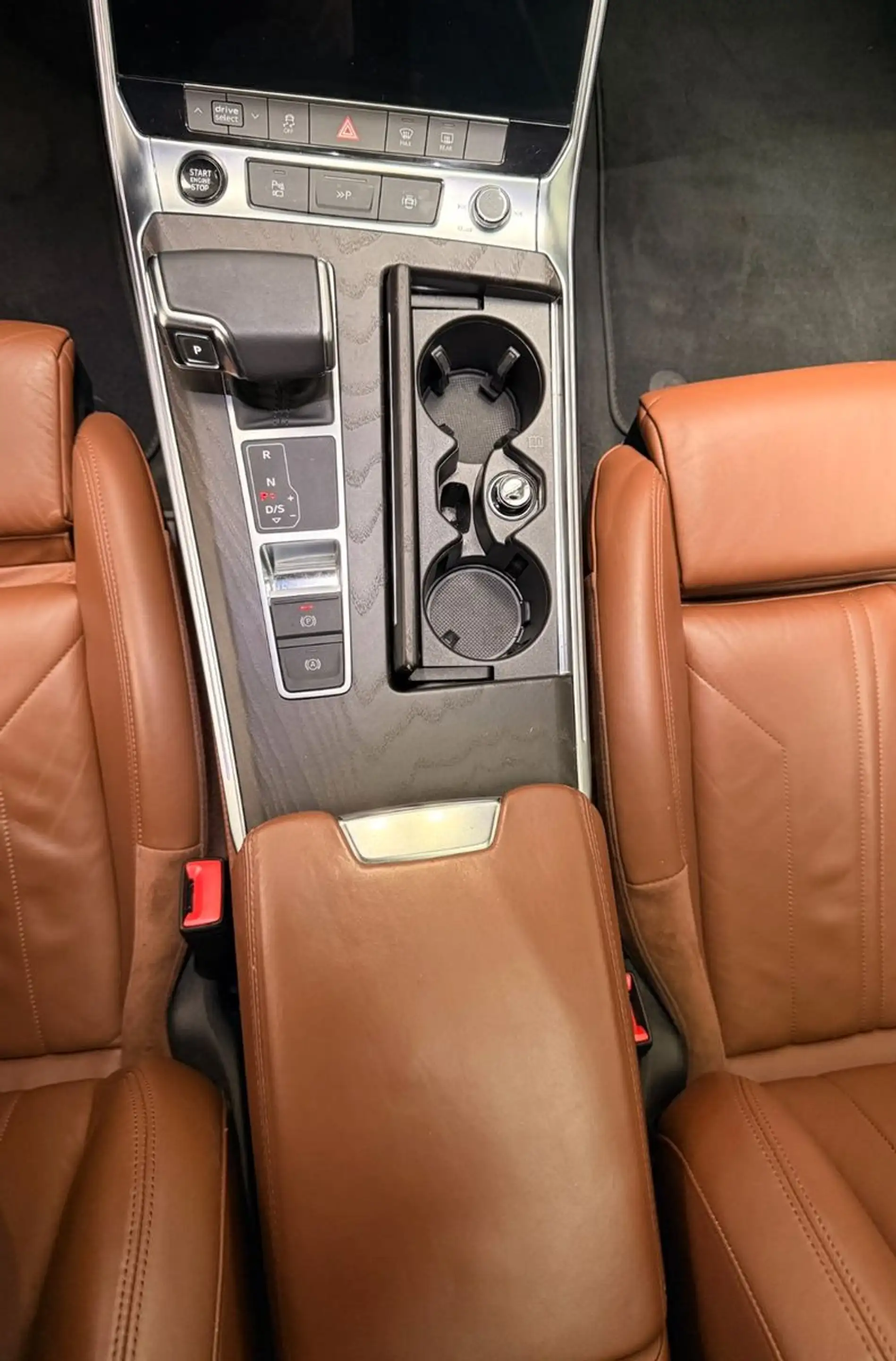 Audi A6 Avant 40 TDI quattro Pano Head-Up Leder AHK — photo 13