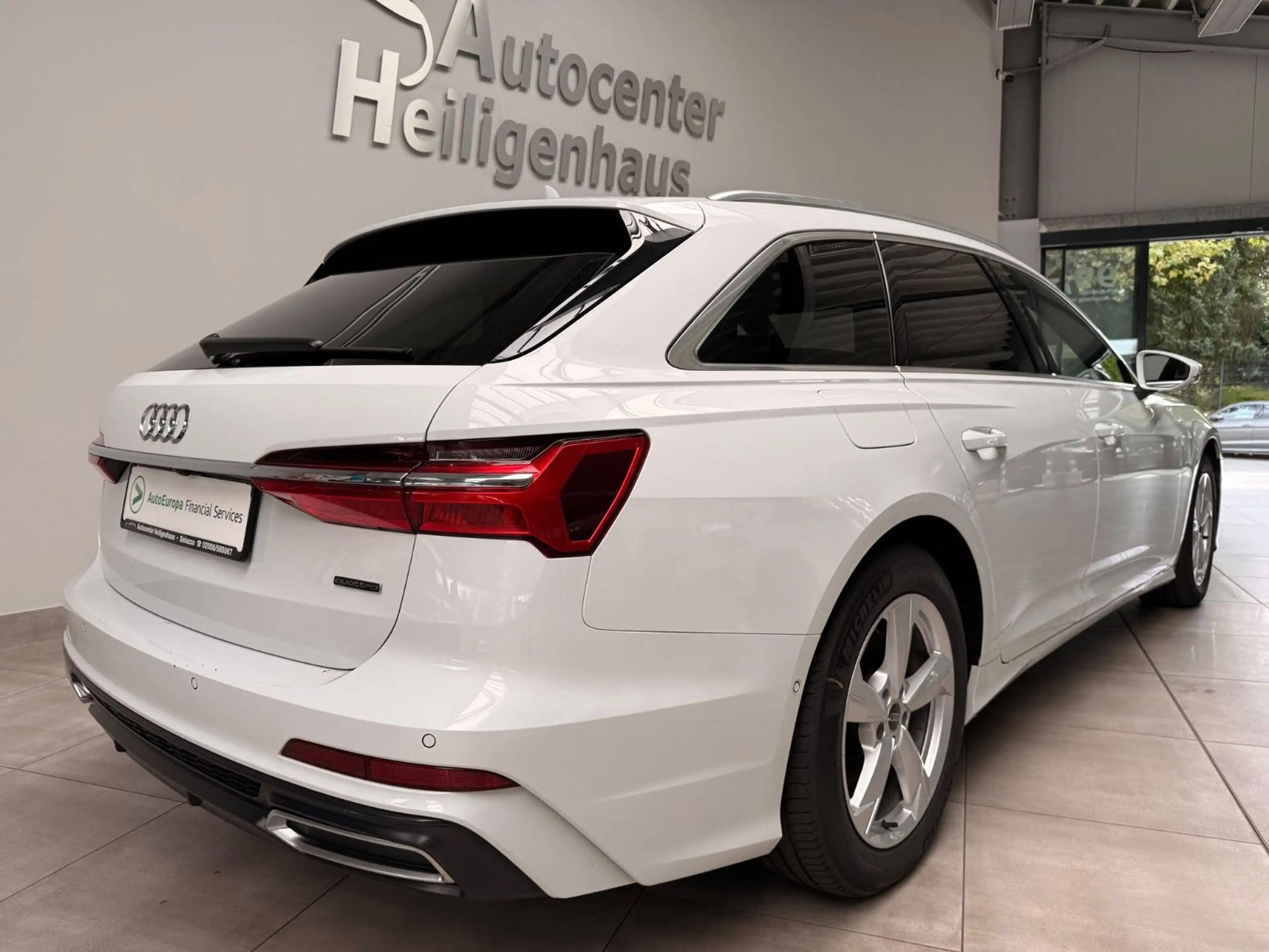 Audi A6 Avant 40 TDI quattro Pano Head-Up Leder AHK — photo 4