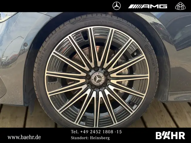 Mercedes-Benz E-Class view 6