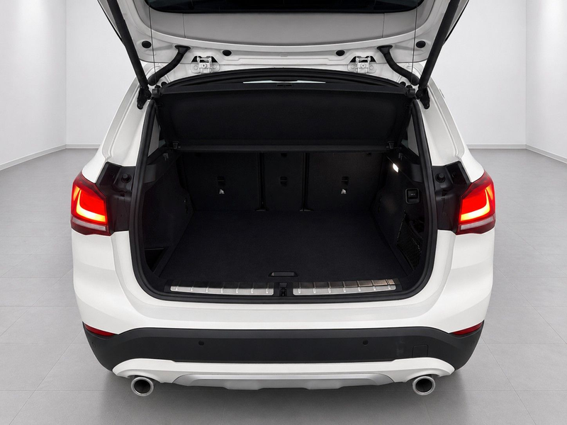 BMW X1 sDrive 18 d xLine — photo 6