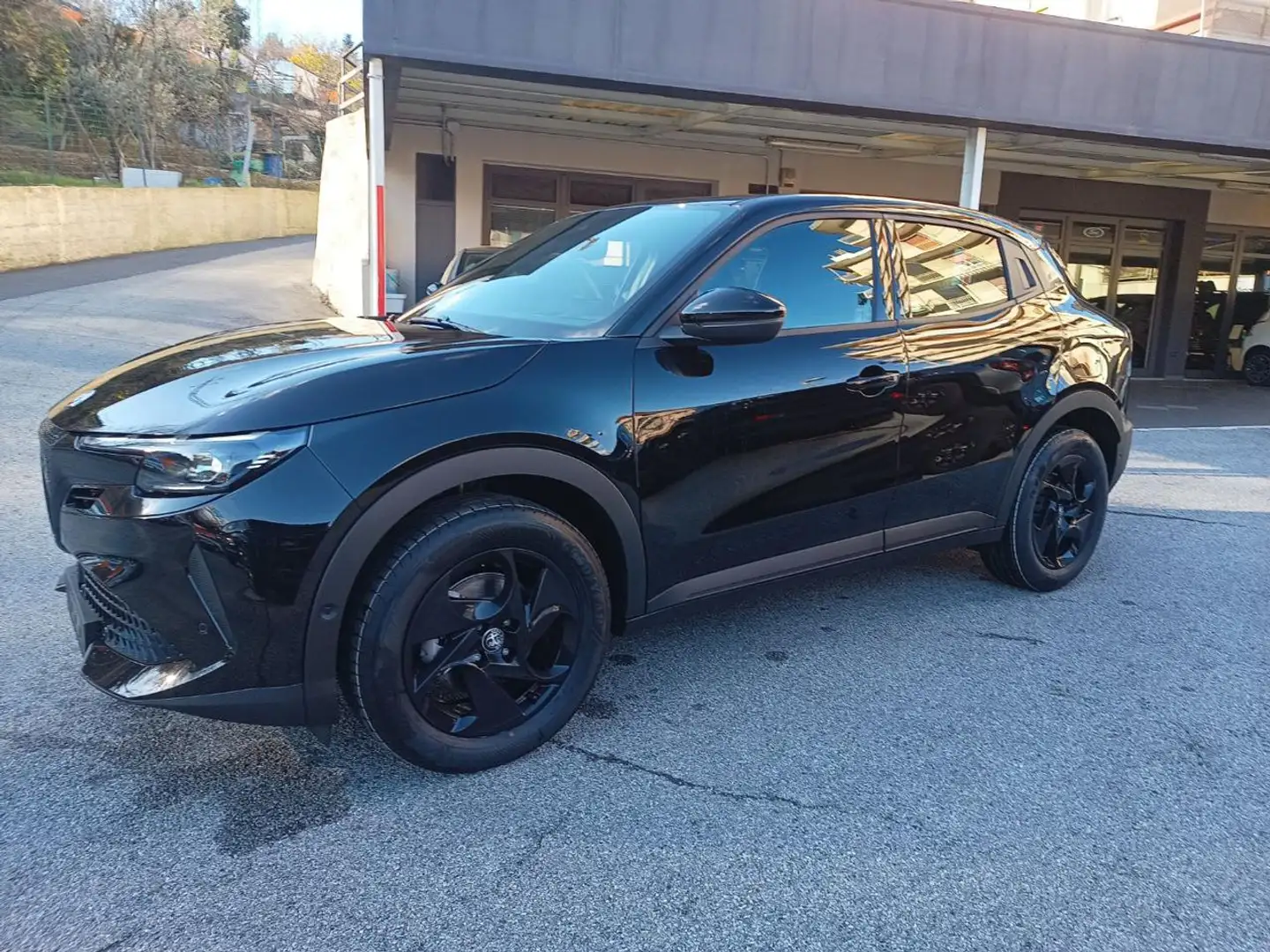 Alfa Romeo Junior 1.2 136 CV Hybrid eDCT6 - NUOVA - PRONTA CONSEGNA Zwart - 1