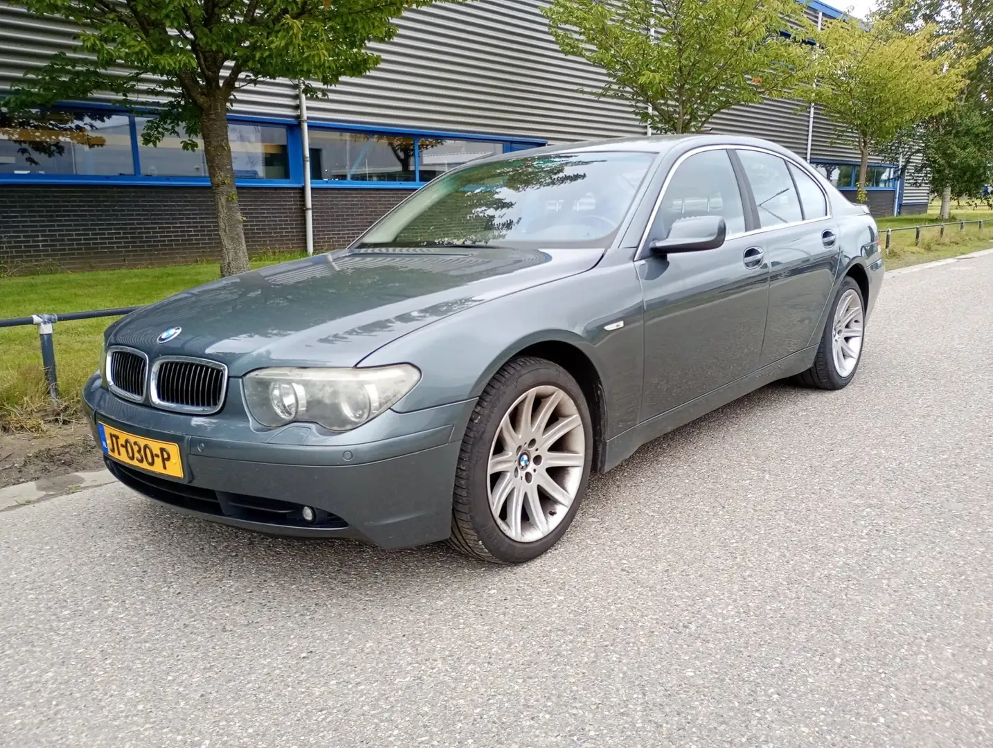 BMW 745 745 - 1