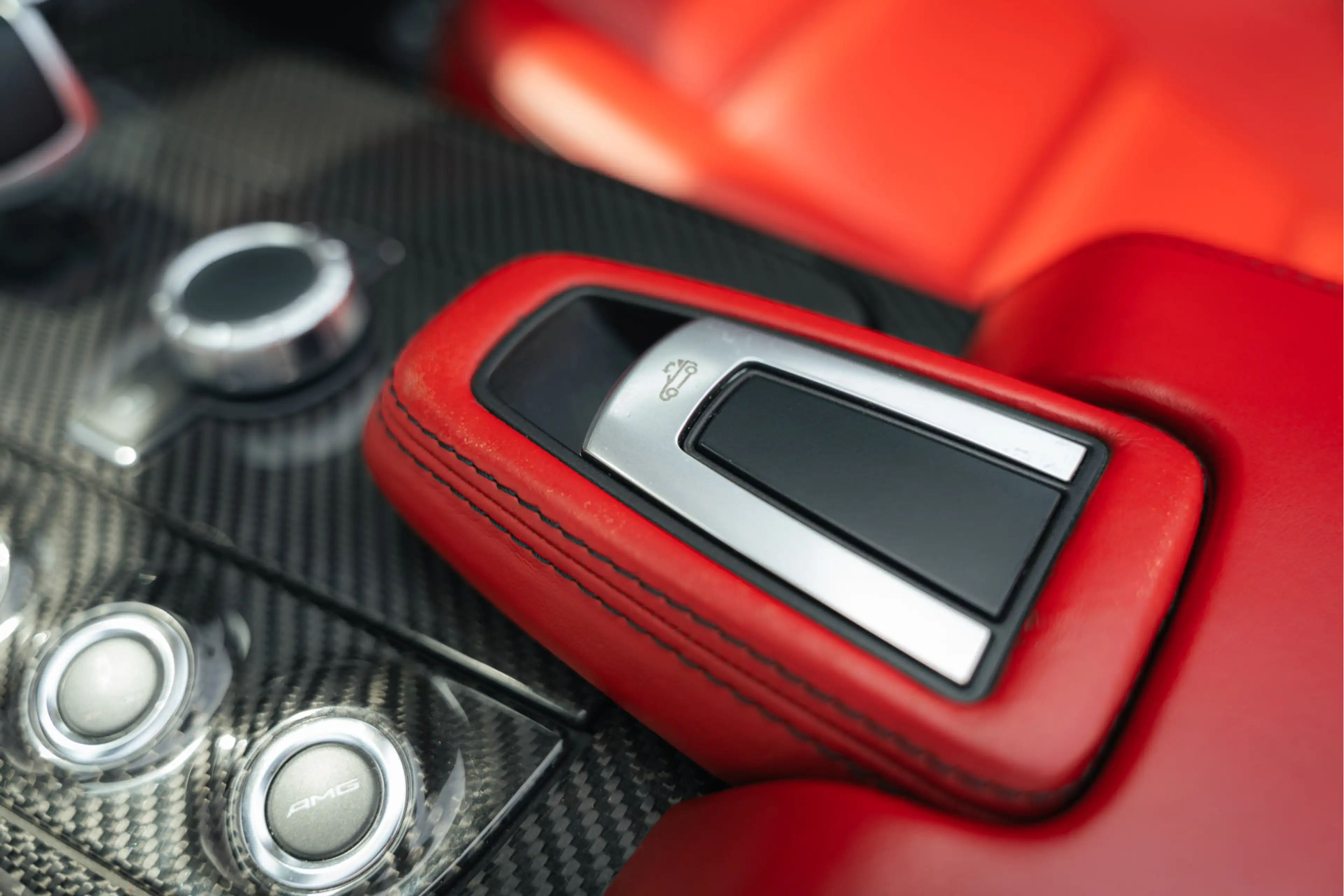 Mercedes-Benz SLS Roadster 6.3 AMG — photo 13