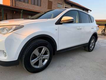 RAV4 2.0 D-4D 2WD Style White Ed.
