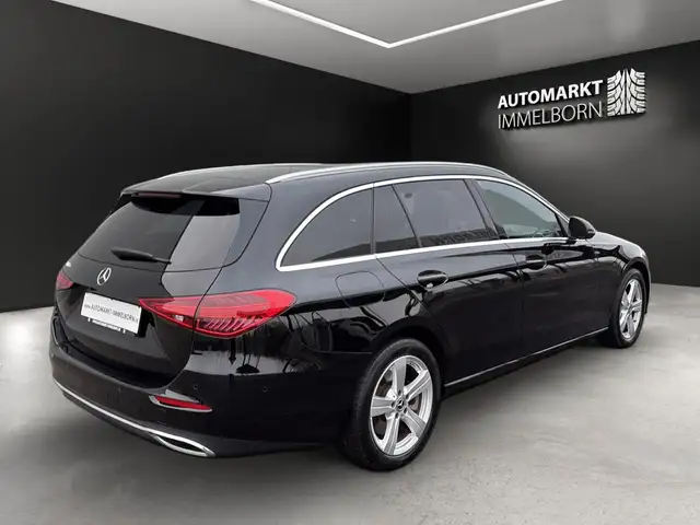Mercedes-Benz C-Class view 7