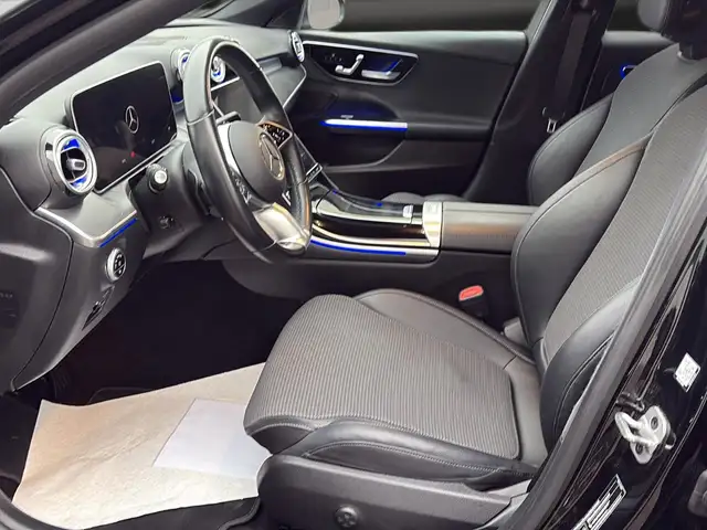 Mercedes-Benz C-Class view 12