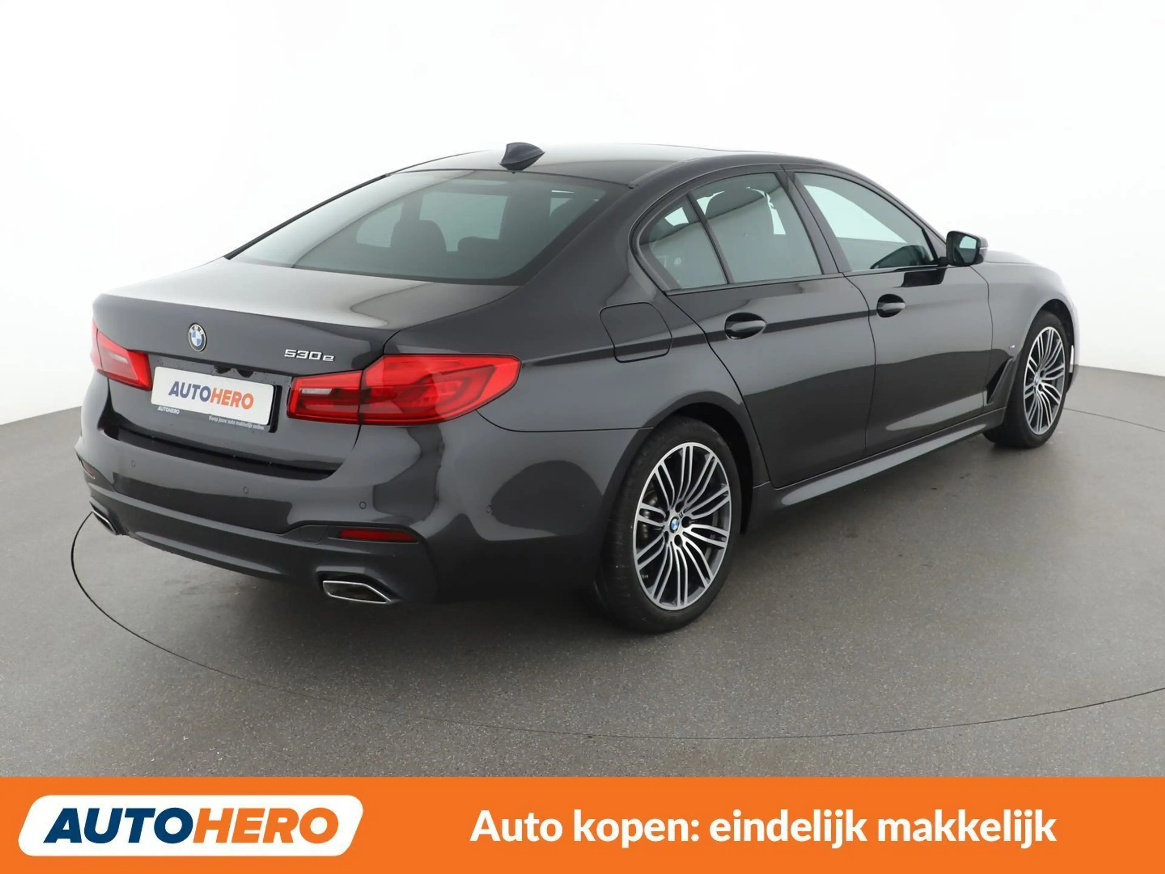 BMW 530 530e M Sport — photo 7