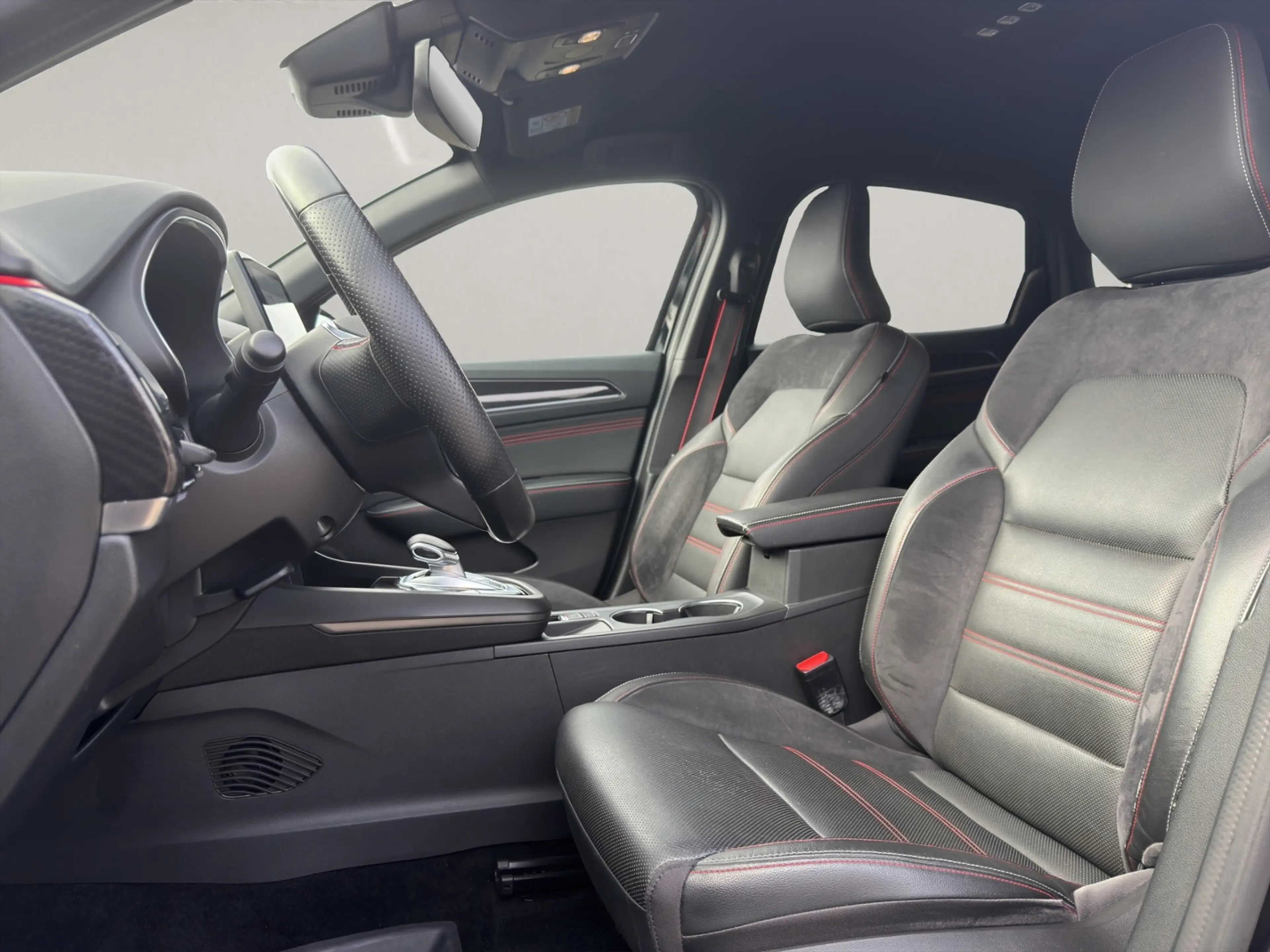 Renault Arkana 1.6 E-TECH Hybrid R.S. Line — photo 11