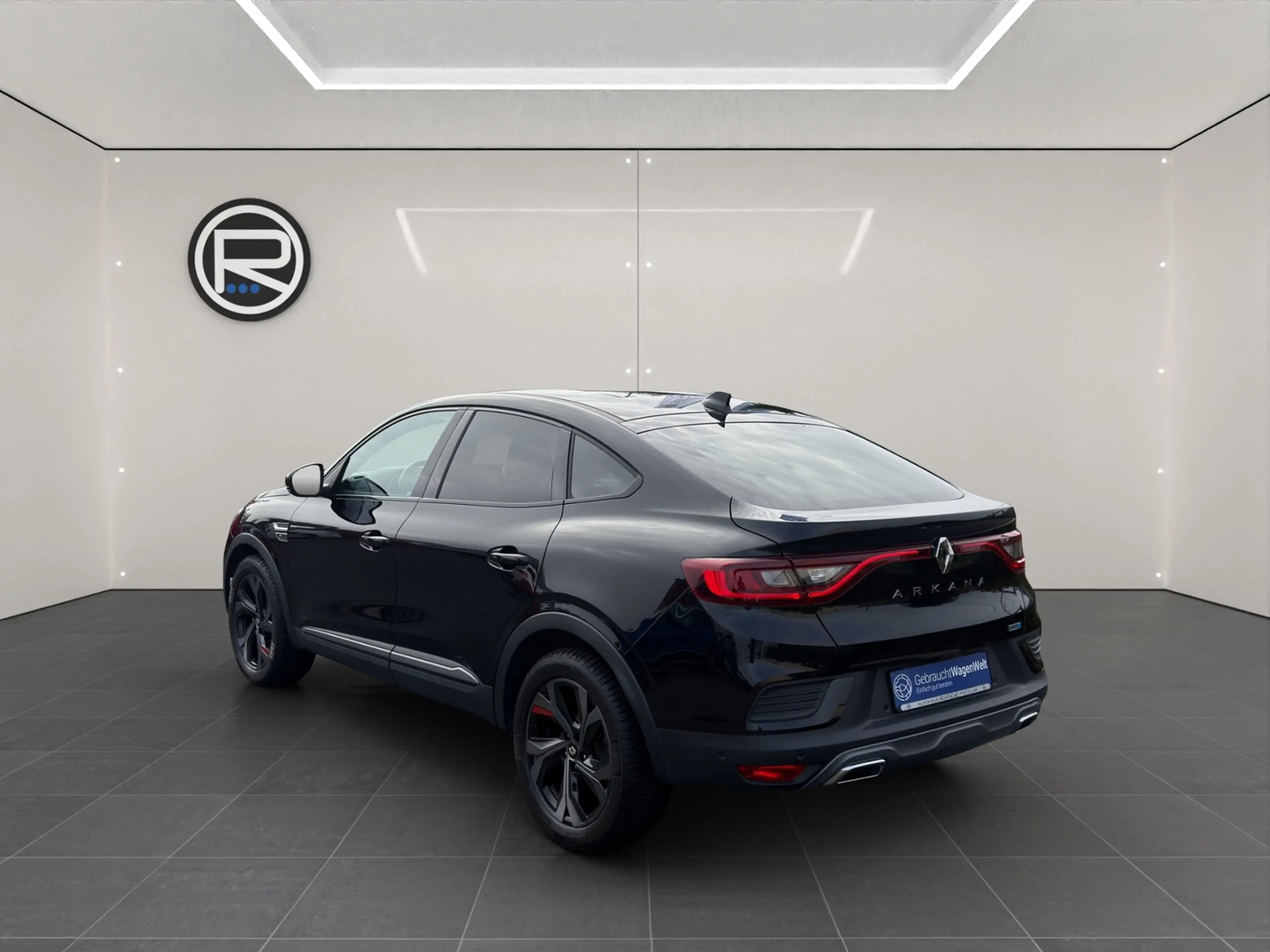 Renault Arkana 1.6 E-TECH Hybrid R.S. Line — photo 6