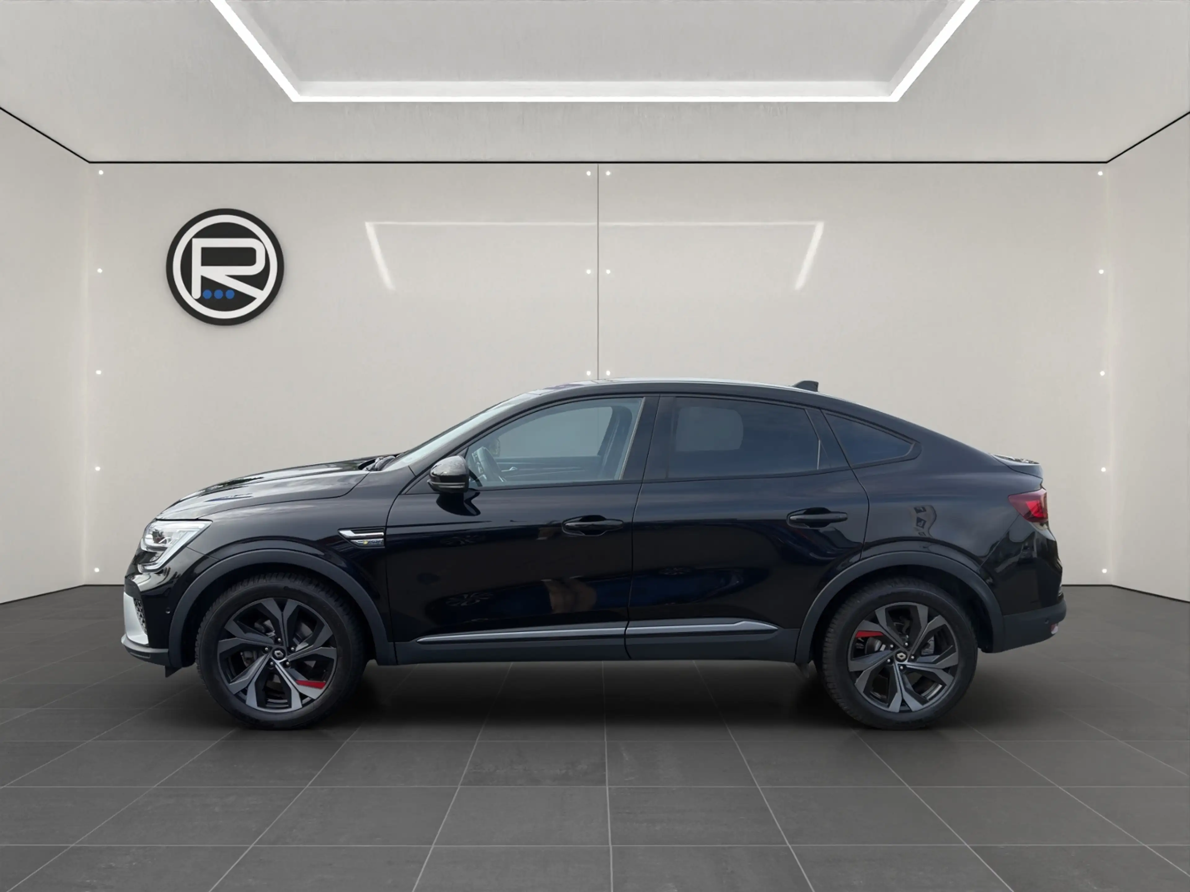 Renault Arkana 1.6 E-TECH Hybrid R.S. Line — photo 3