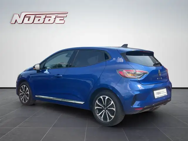 Renault Clio view 3