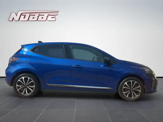 Renault Clio view 6