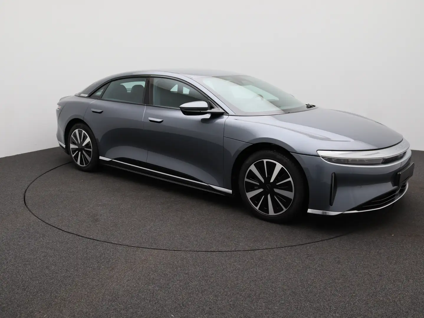 Lucid Air Pure Blauw - 1
