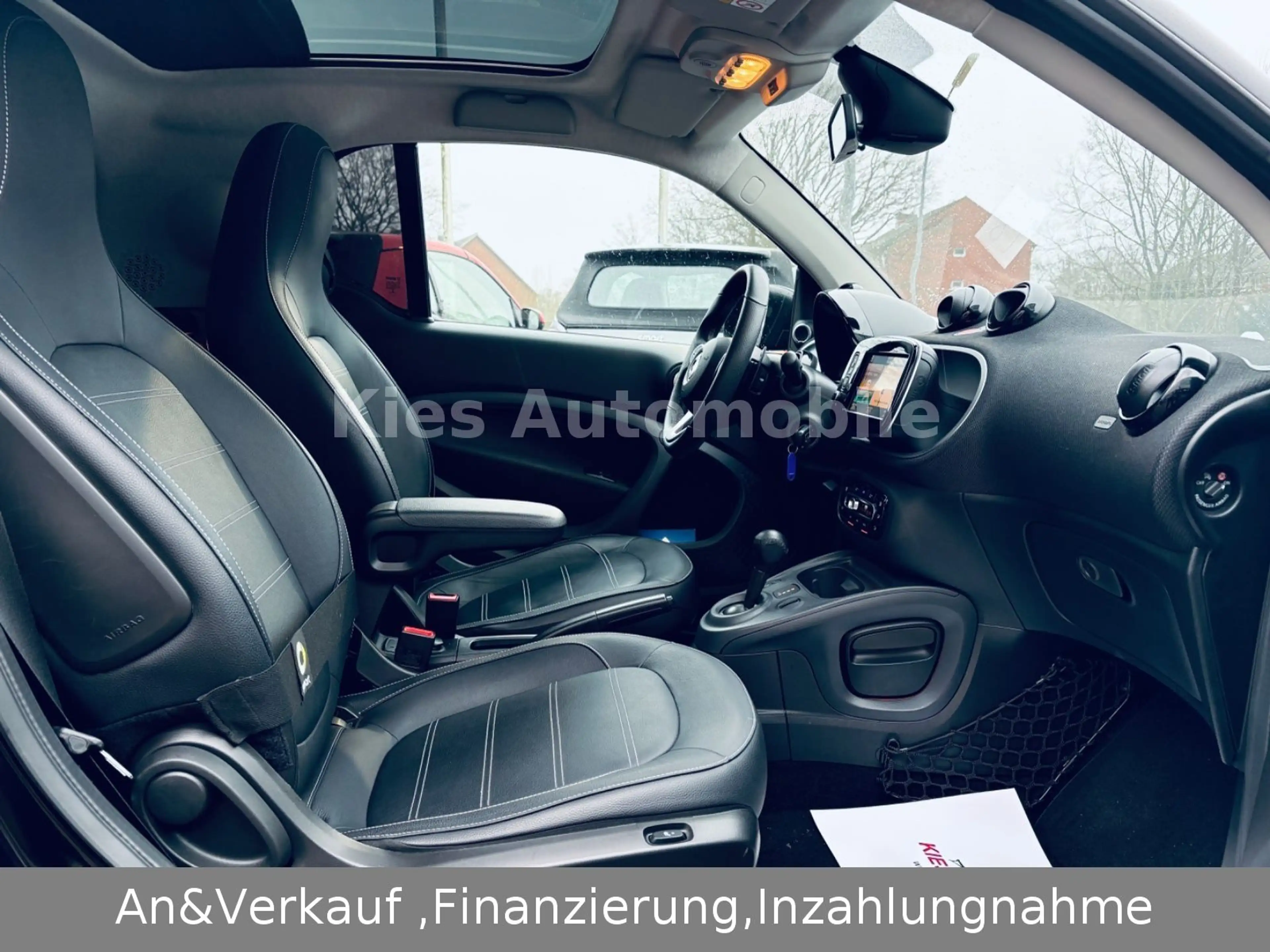 smart forTwo Prime Sport 90Ps AUTOM/LEDER/NAVI/PDC/JBL — photo 13