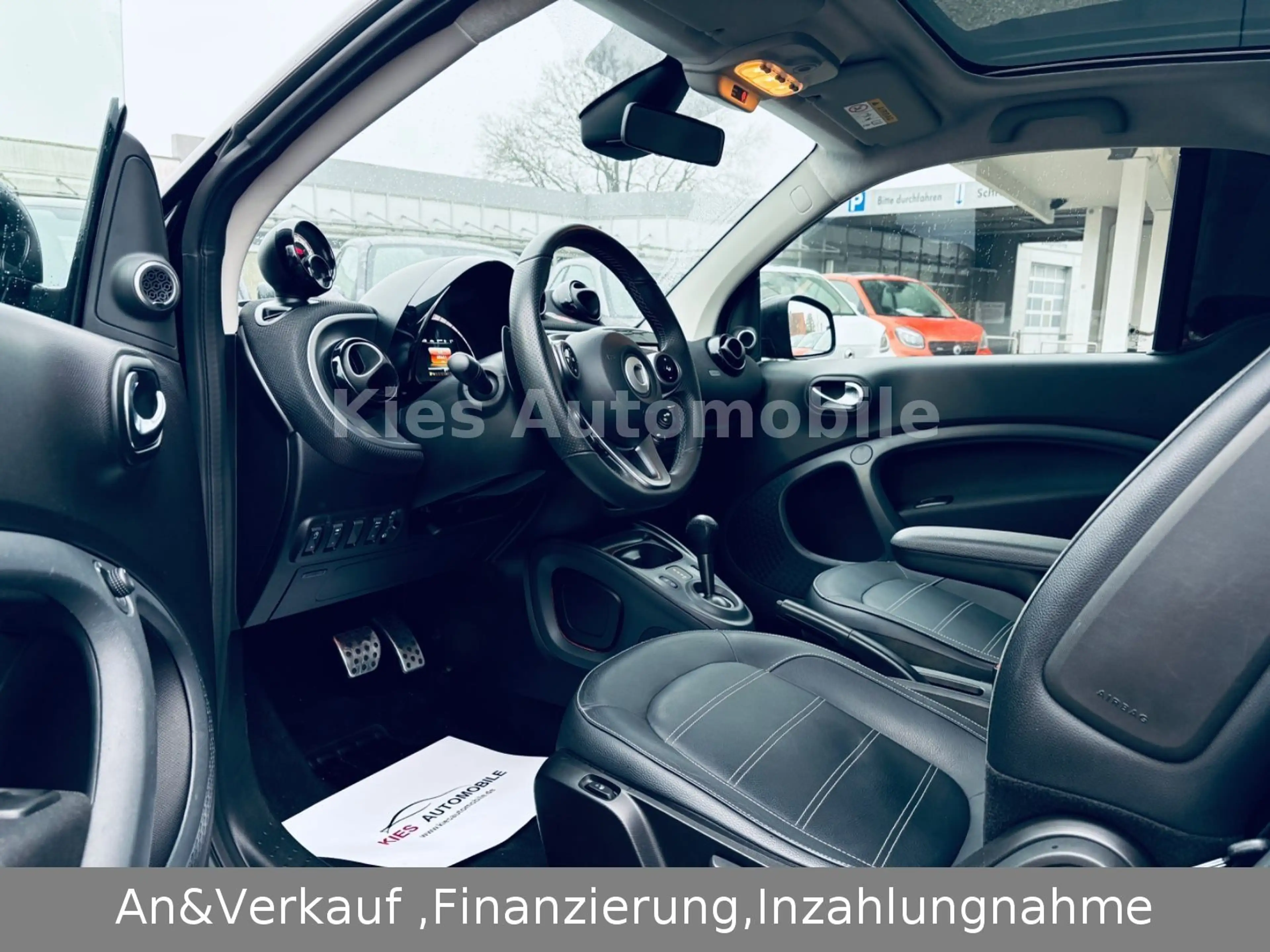 smart forTwo Prime Sport 90Ps AUTOM/LEDER/NAVI/PDC/JBL — photo 12