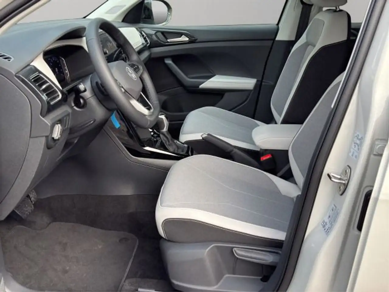 Volkswagen T-Cross Style 1.0 l TSI OPF 85 kW (116 PS) 7-Gan 9