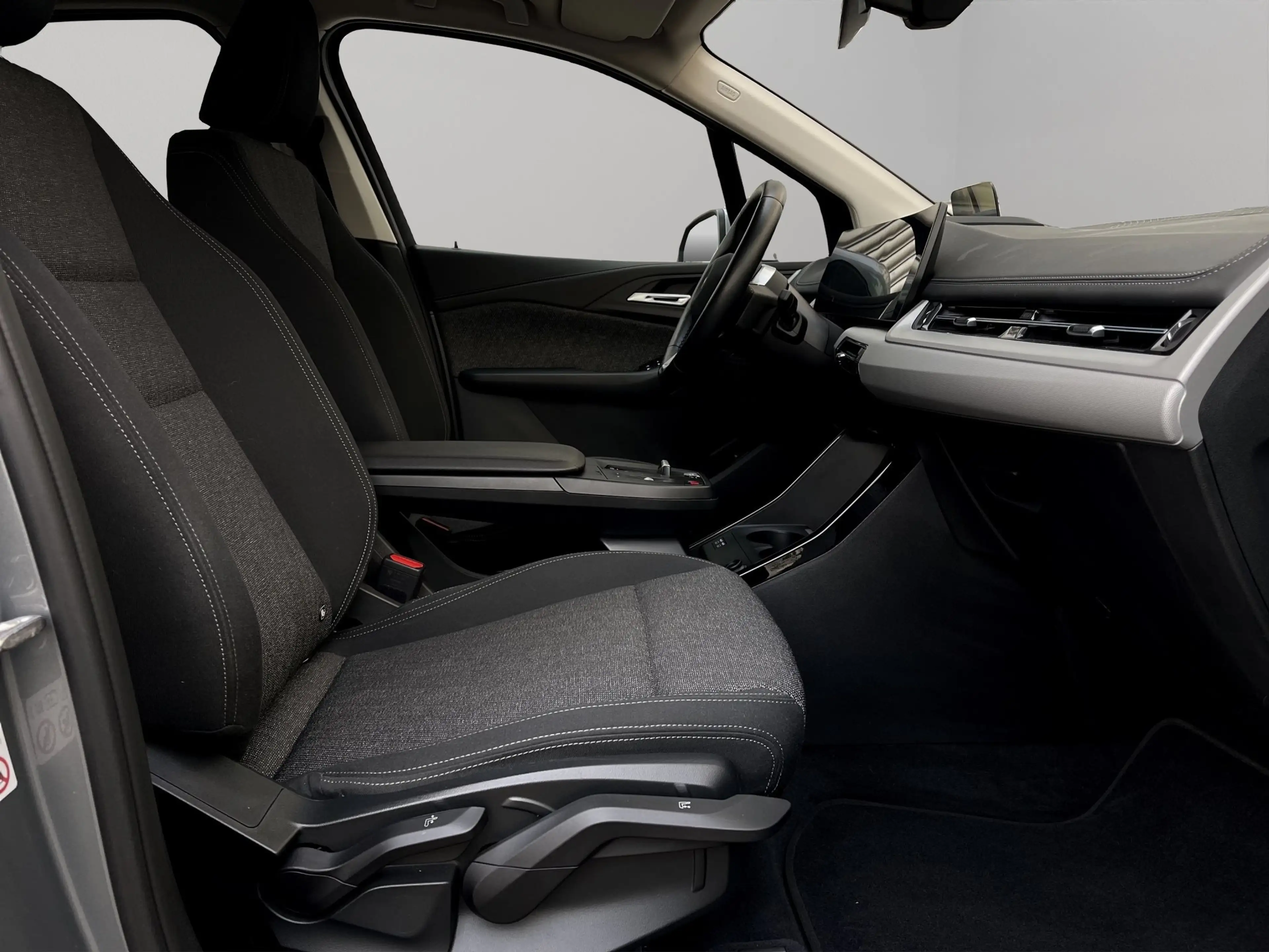 BMW 230 e xDrive Active Tourer Head-Up Parkassistent+ Lenk — photo 12