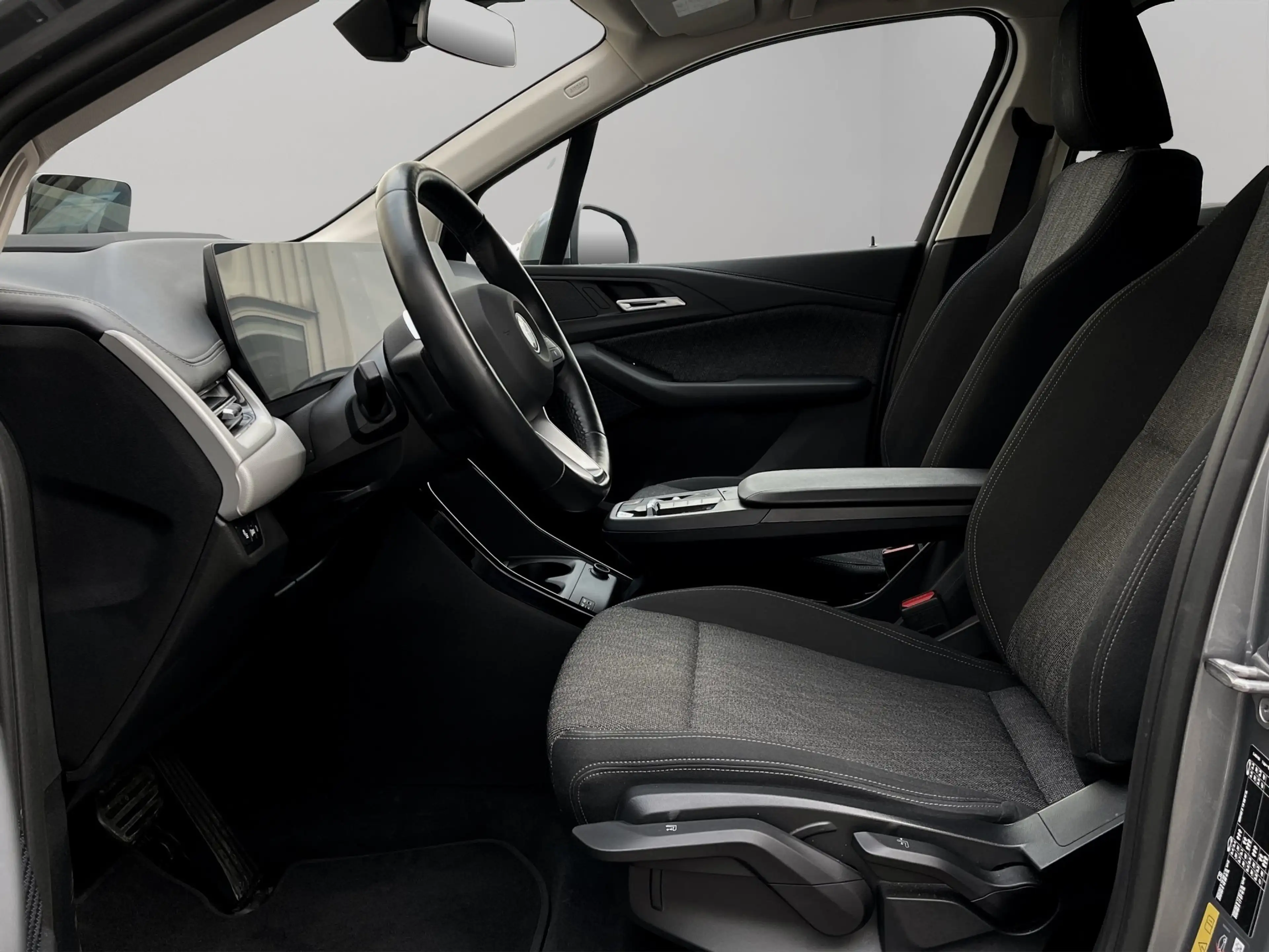 BMW 230 e xDrive Active Tourer Head-Up Parkassistent+ Lenk — photo 9