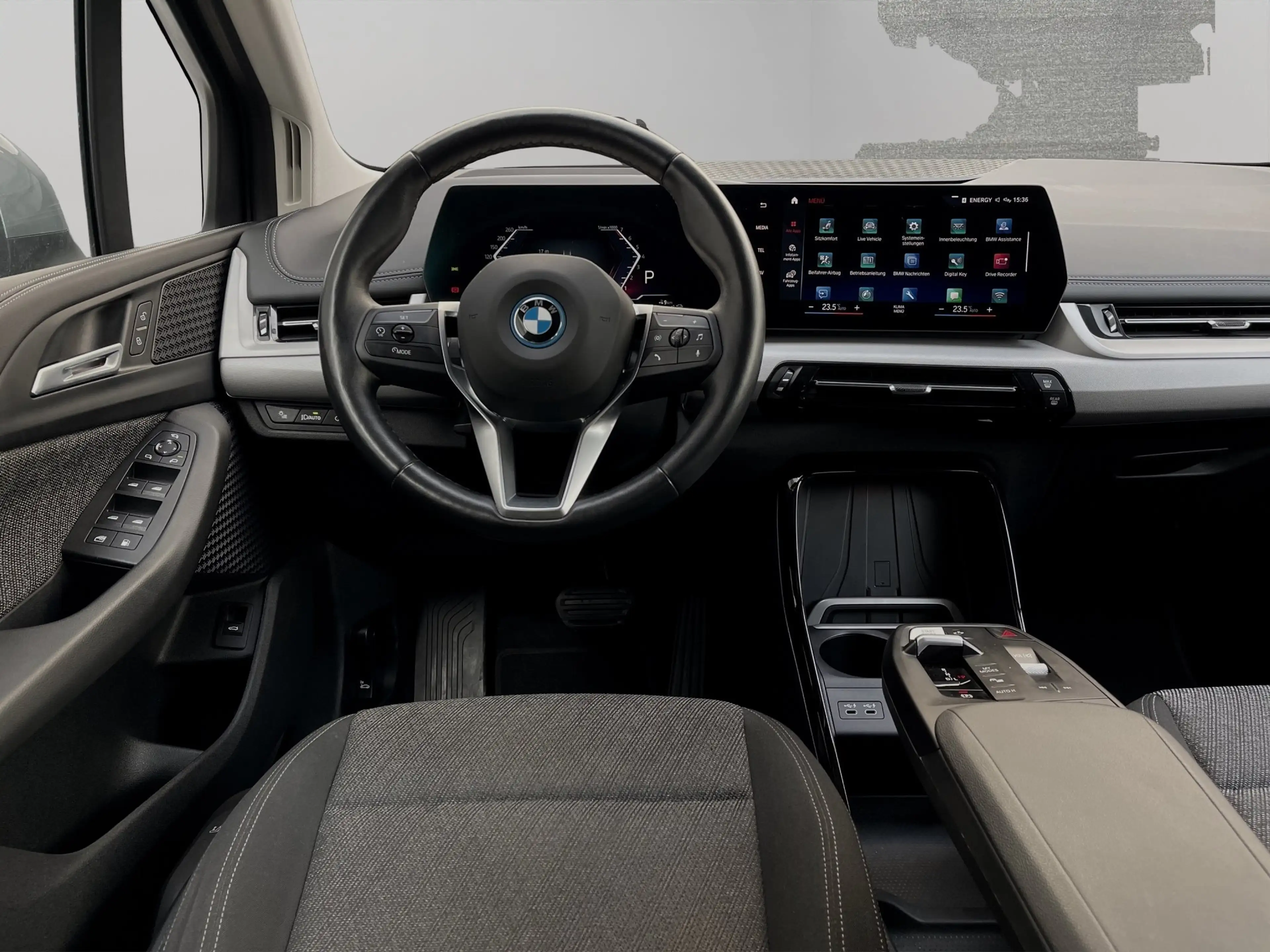 BMW 230 e xDrive Active Tourer Head-Up Parkassistent+ Lenk — photo 11