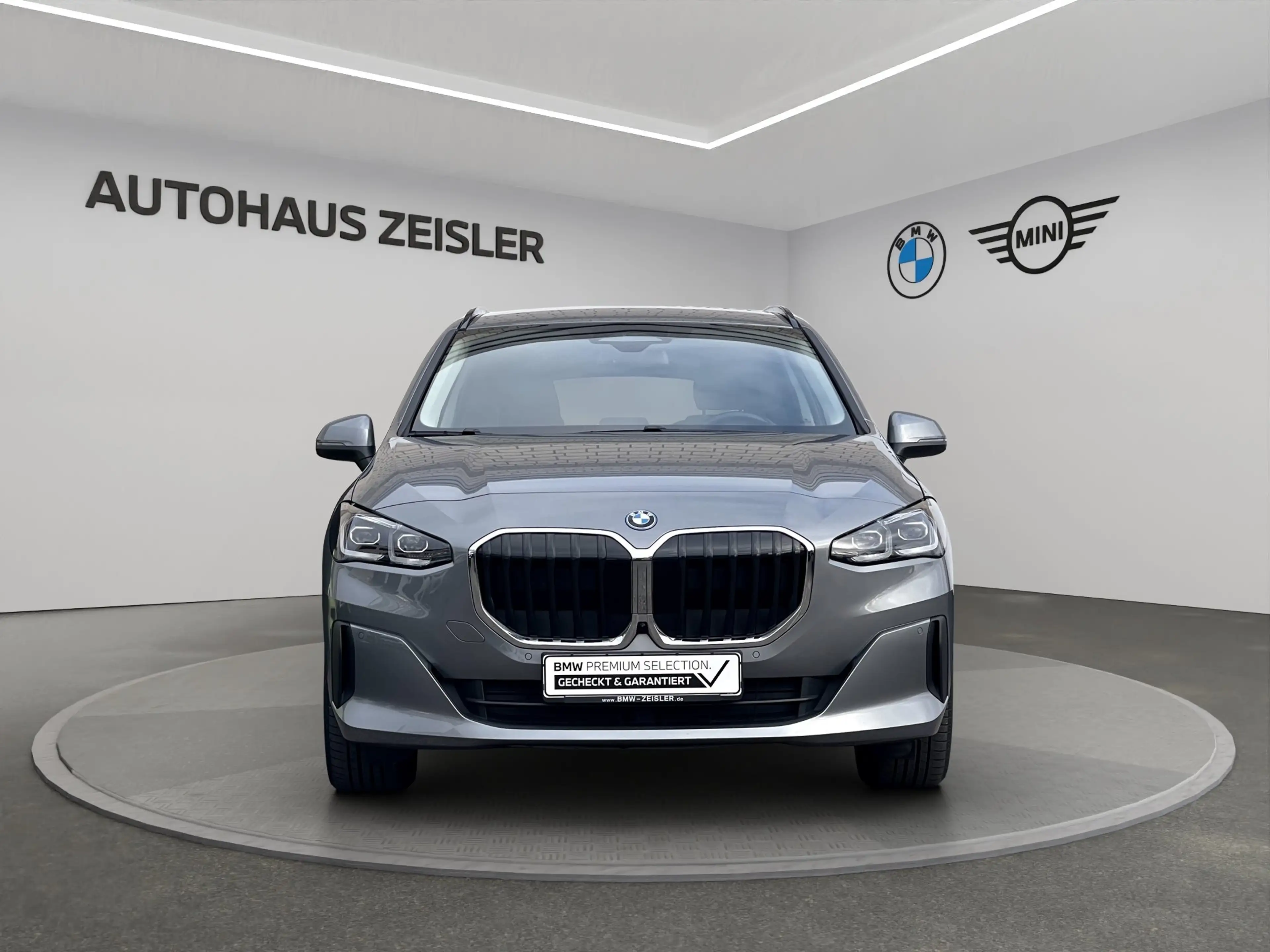 BMW 230 e xDrive Active Tourer Head-Up Parkassistent+ Lenk — photo 5