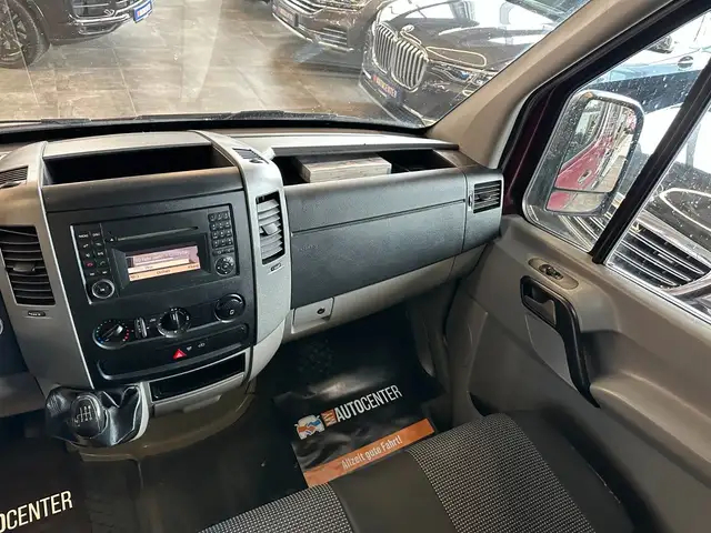 Mercedes-Benz Sprinter view 29
