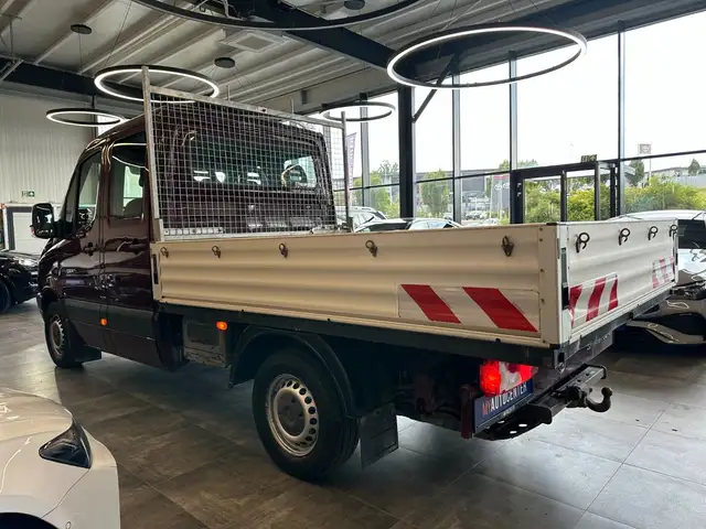 Mercedes-Benz Sprinter view 23