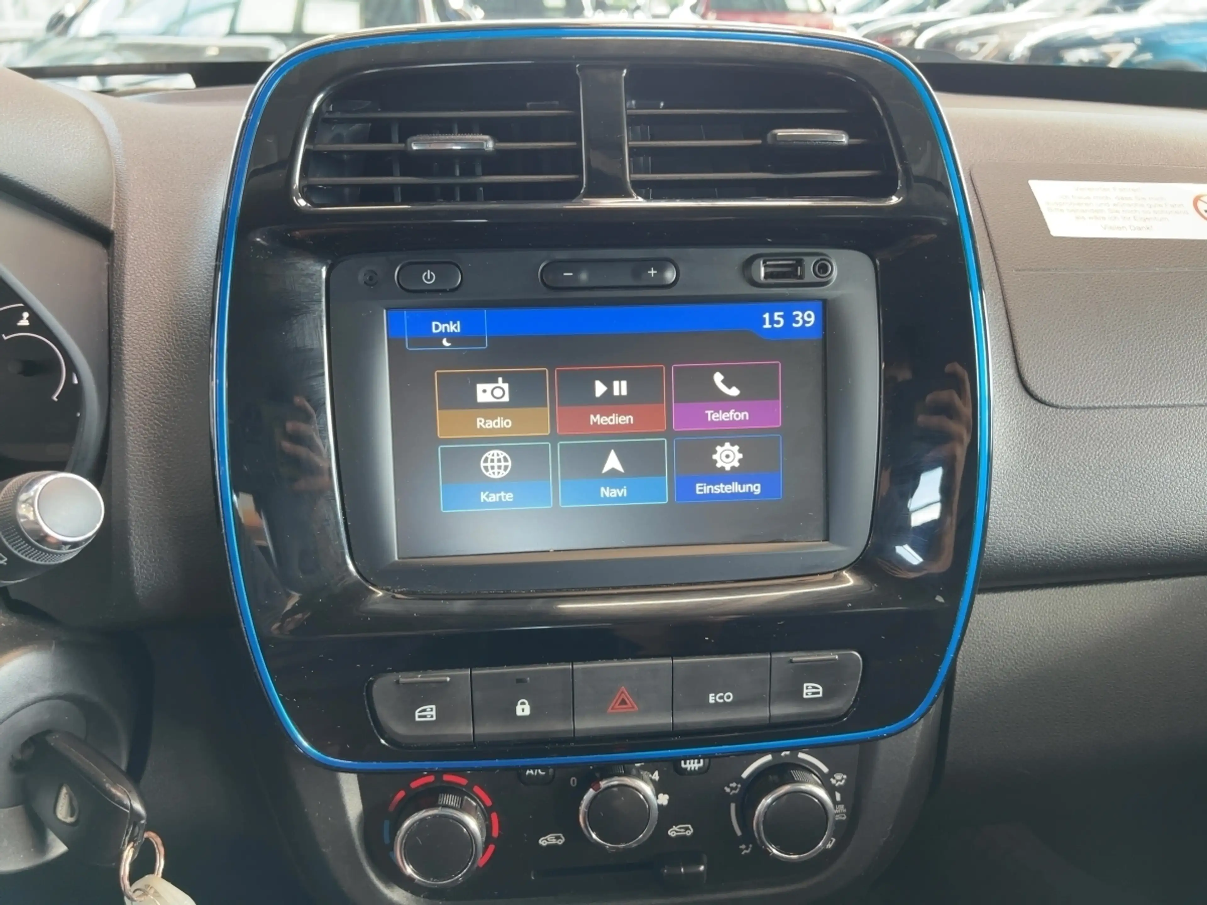 Dacia Spring Business — photo 14