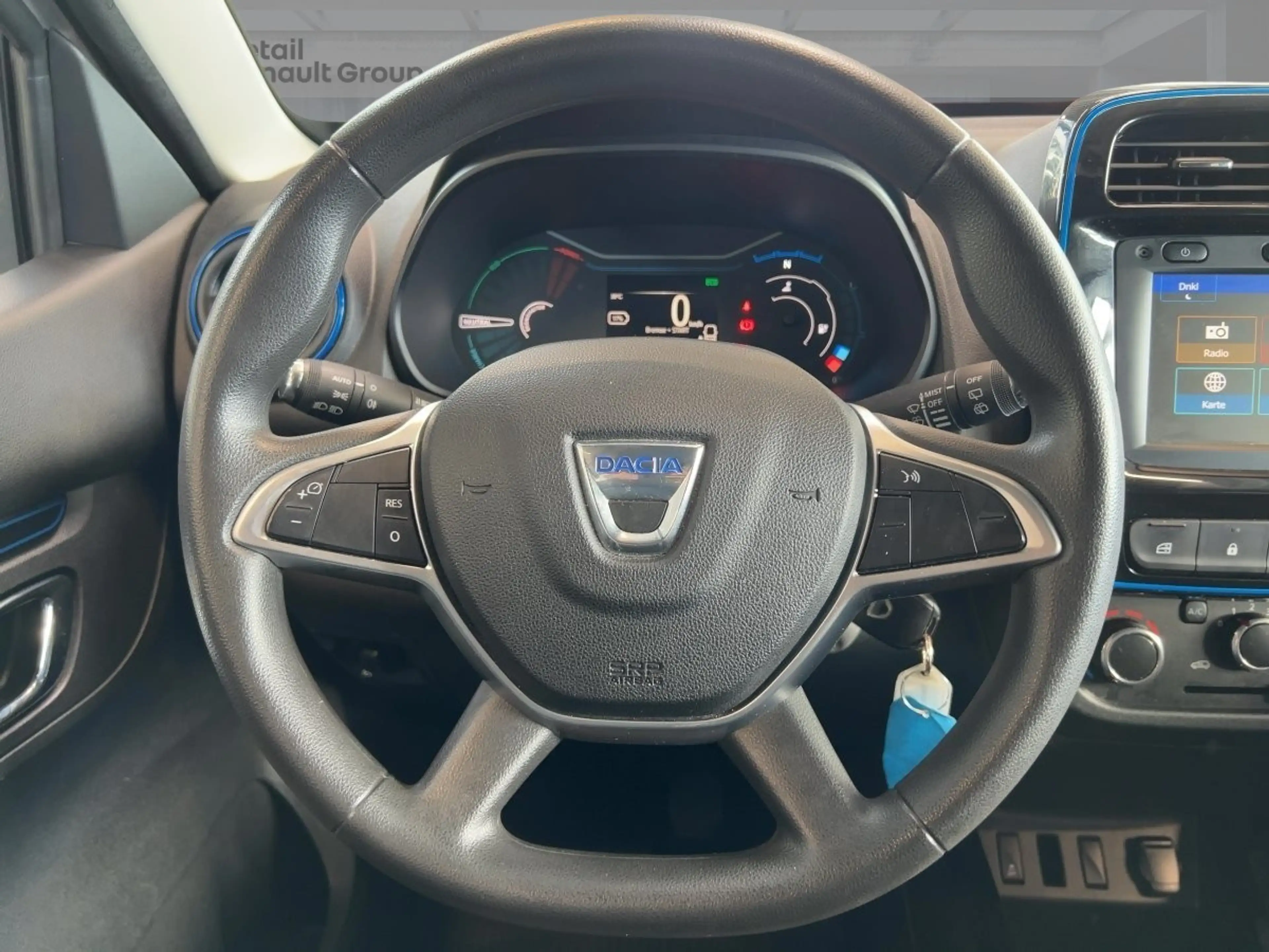 Dacia Spring Business — photo 11