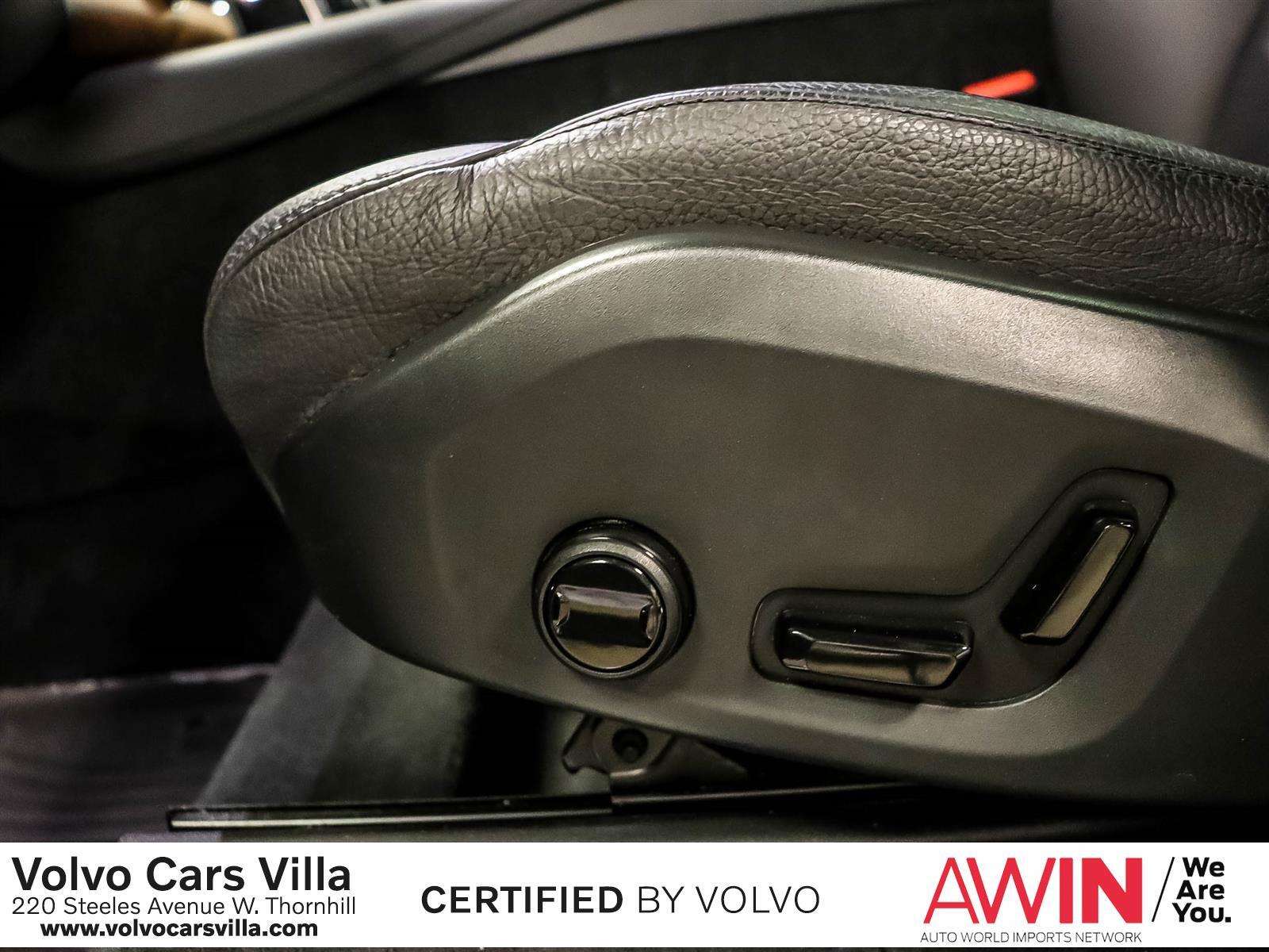 2024 Volvo XC90 B6 AWD Plus Bright Theme 7-Seater thumb 25