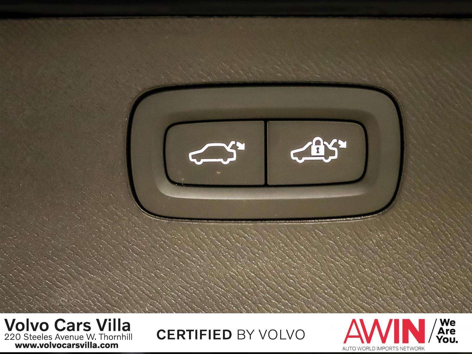 2024 Volvo XC90 B6 AWD Plus Bright Theme 7-Seater thumb 19