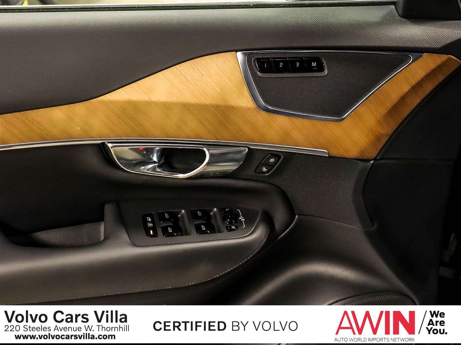 2024 Volvo XC90 B6 AWD Plus Bright Theme 7-Seater alt 5