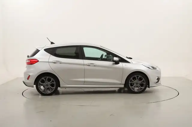 Ford Fiesta view 6