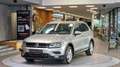 Volkswagen Tiguan Tiguan 2.0 TDI Sound DSG *Kamera*Navi*AHK*Carplay* Grau - thumbnail 1