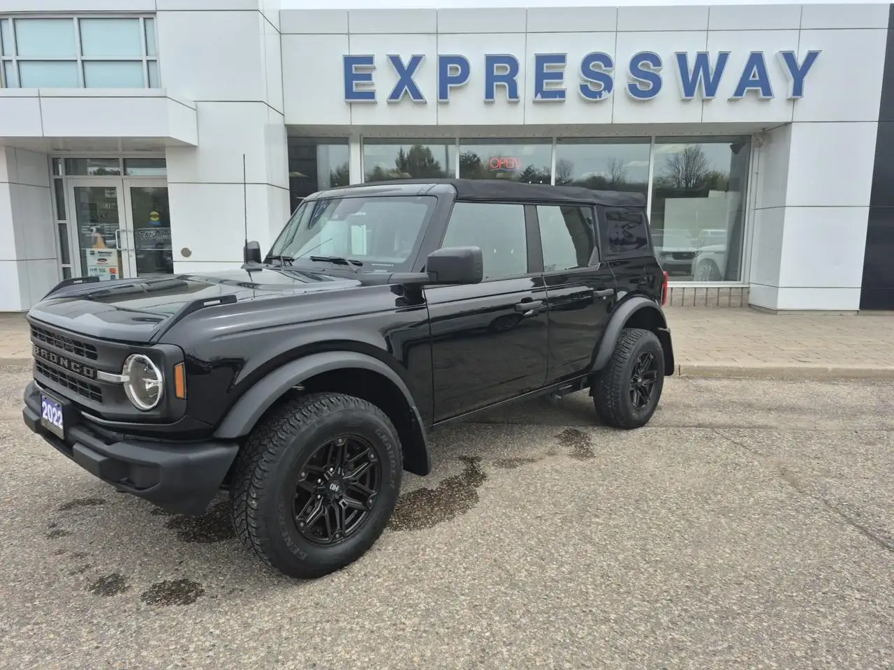 Ford Bronco снимка Ford Bronco
