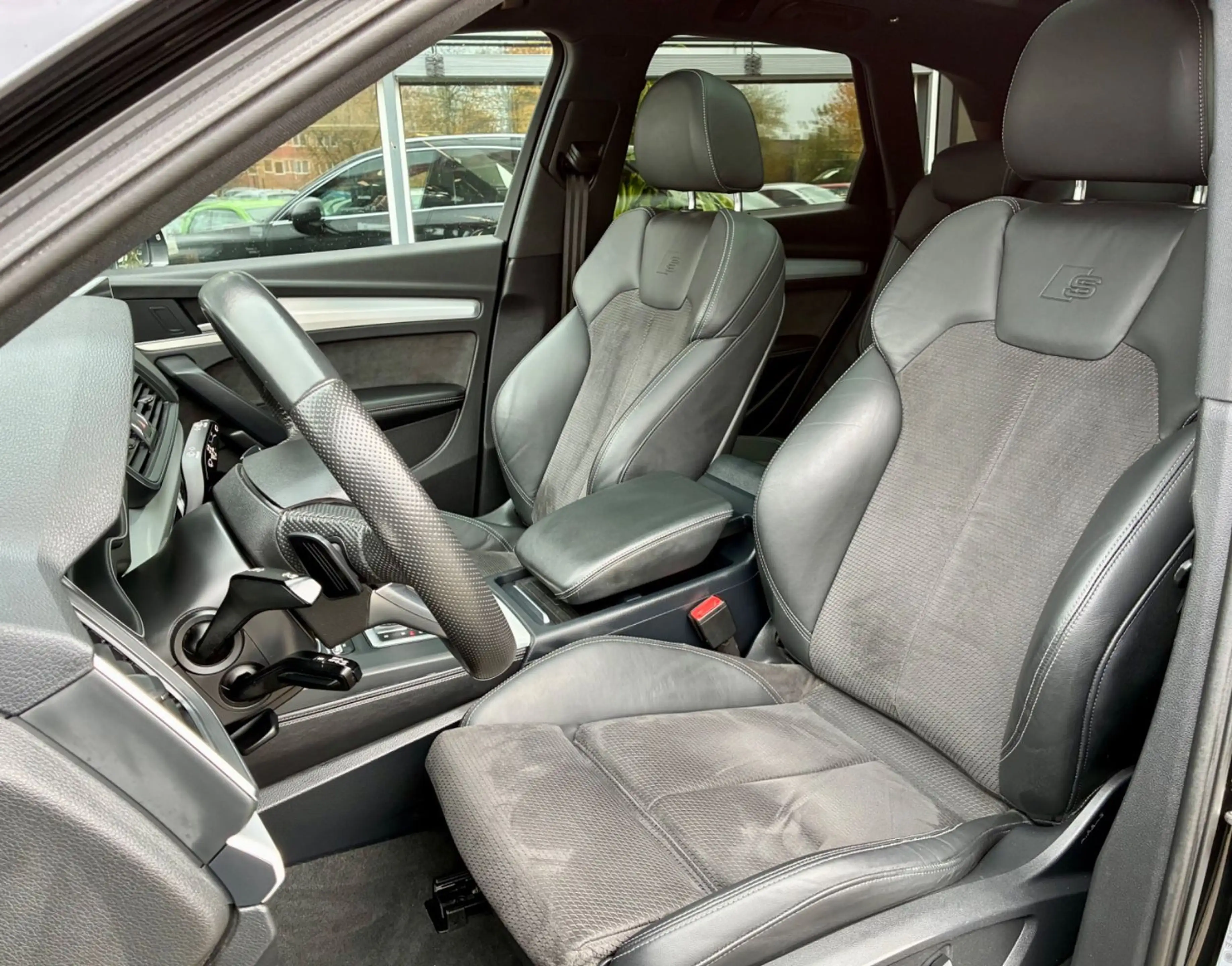 Audi Q5 quattro S-Line Automatik LED Kamera — photo 11