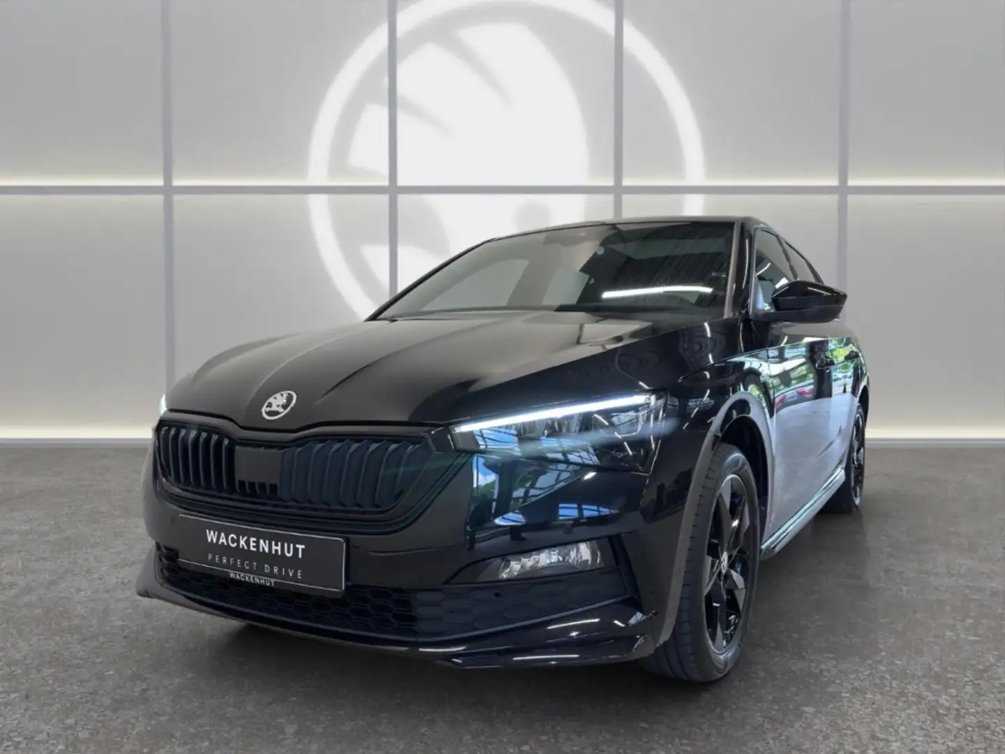 Skoda Scala MONTE CARLO 1.5l TSI ACC+PANO+BUSI+RFK+LED Zwart - 2