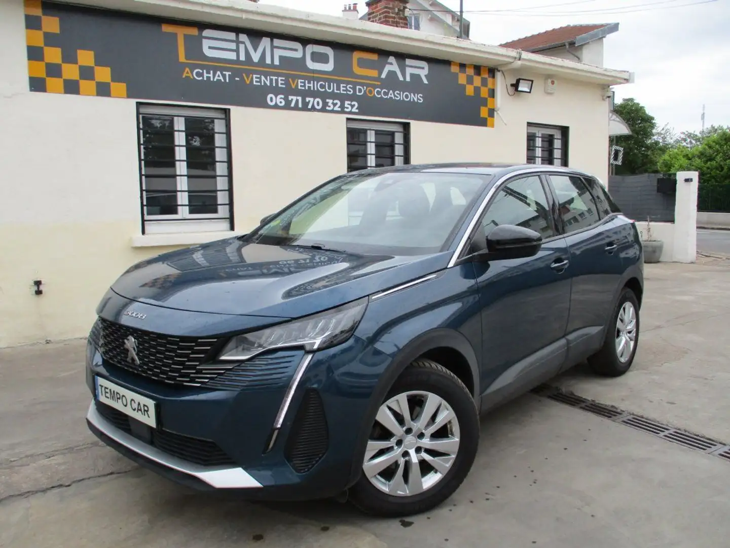 Peugeot 3008 BlueHDi 130ch SetS EAT8 Active Pack Bleu - 2