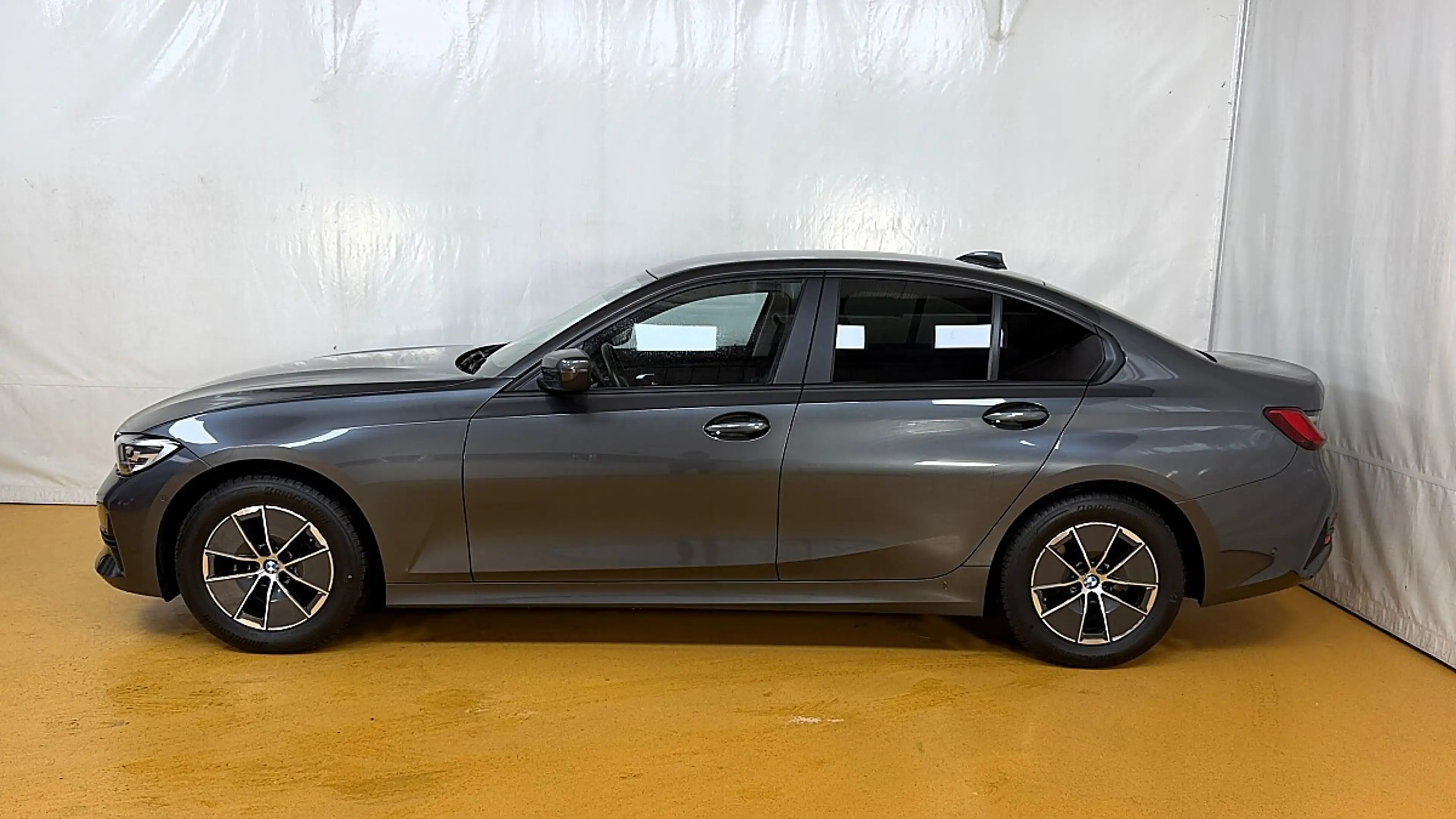 BMW 316 d 48 V — photo 7